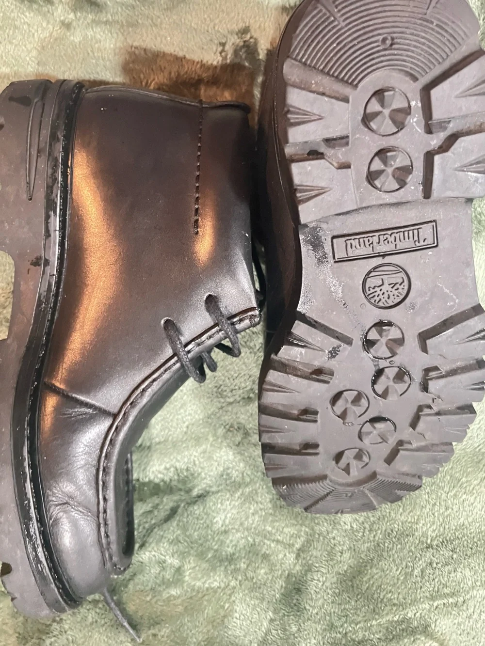 Timberland | Shoes | Timberland Black Leather Chukka Boots  display picture 2